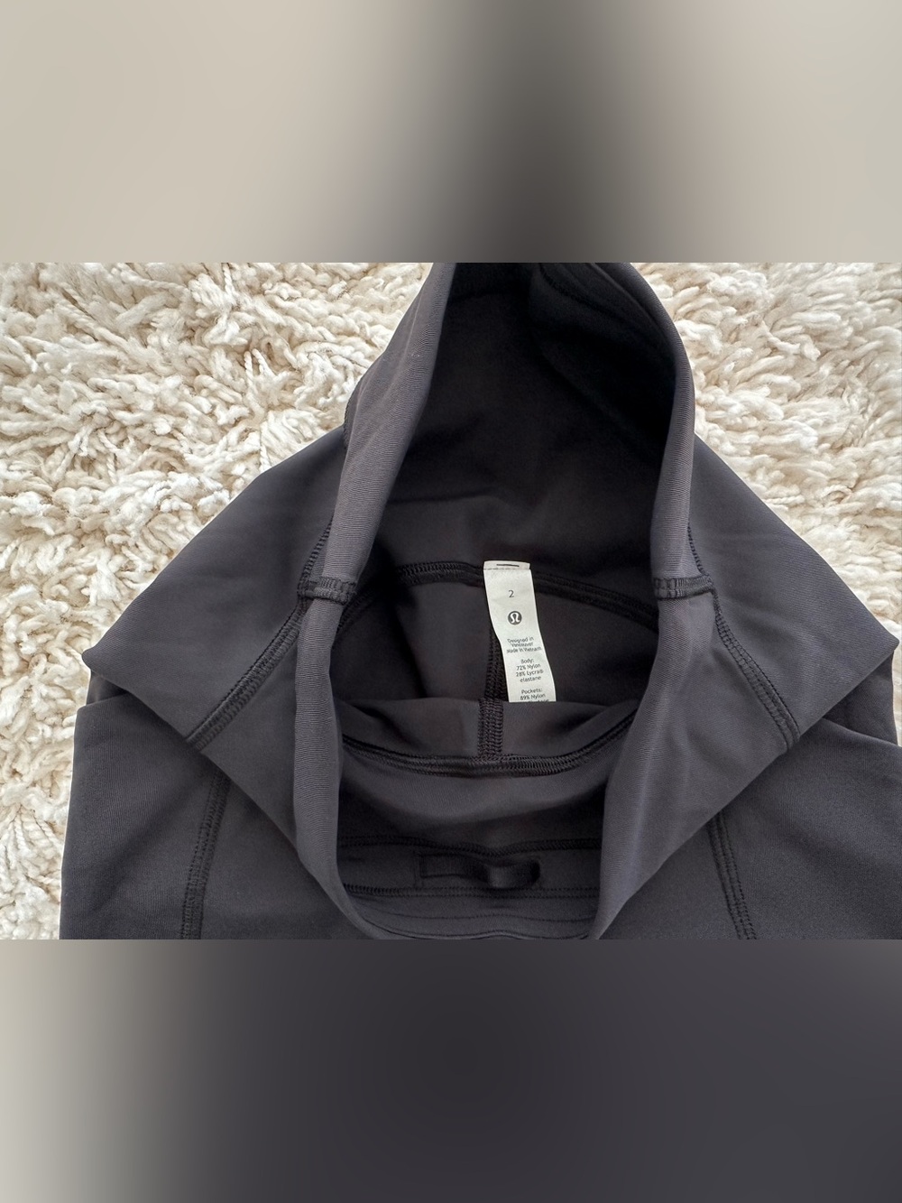 lululemon - Picture 5 of 6